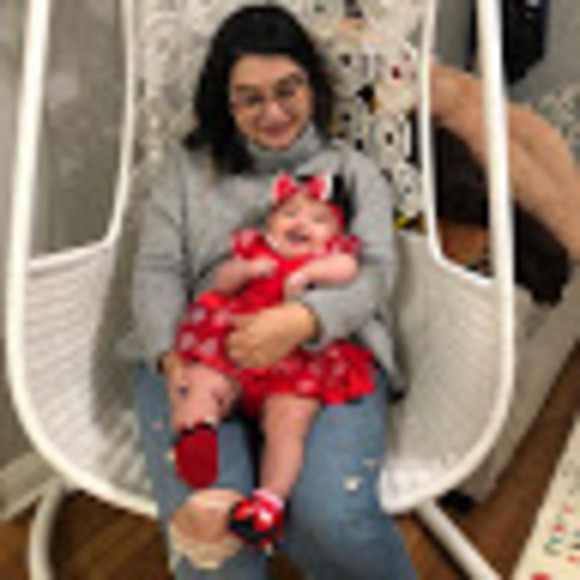 Meet your Posher, Emely ivianet - Picture 1 of 1